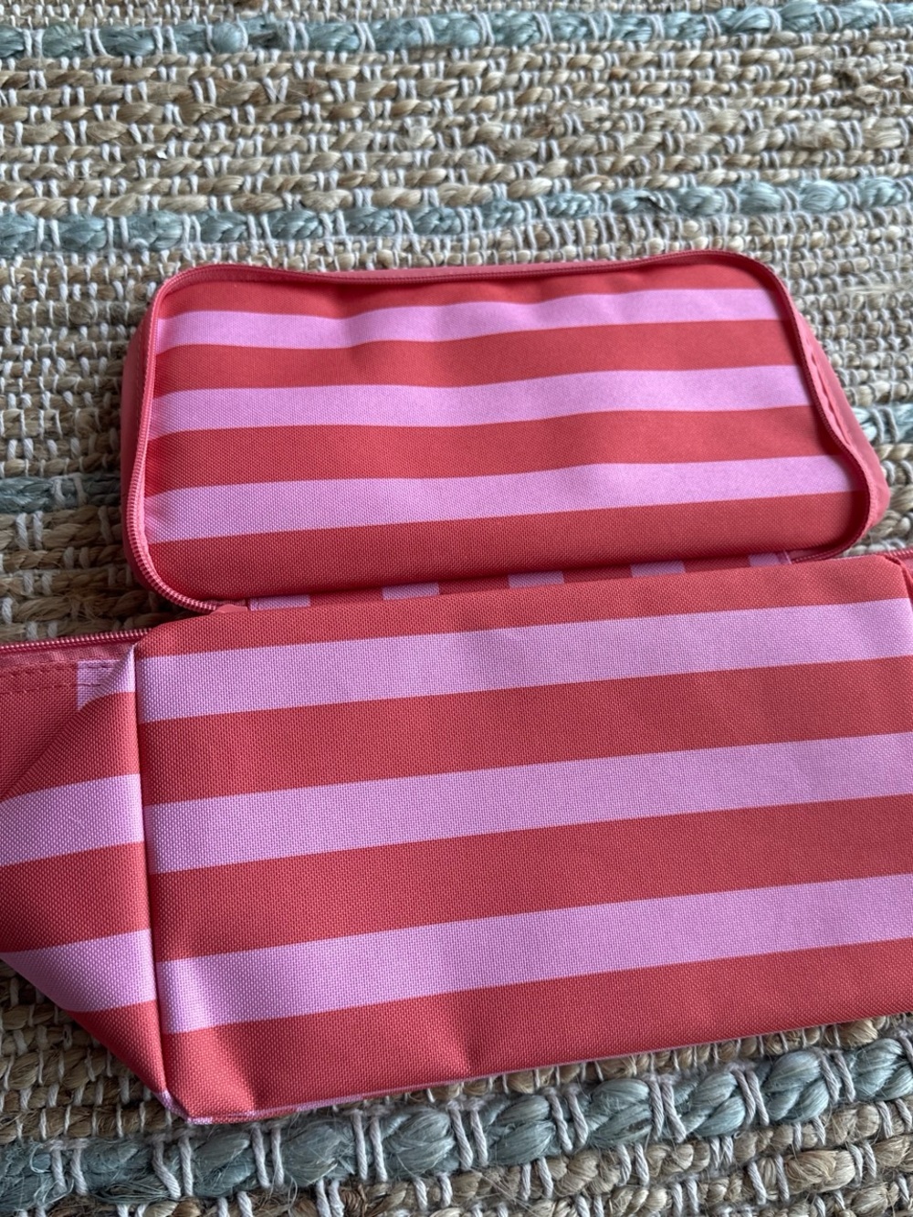 Trader Joe’s Pink Mini Insulated Lunch Bag Bundle Summer Coquette Cooler NWT - Picture 3 of 5